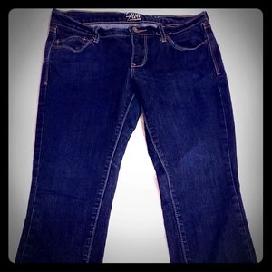 Dark Denim Old Navy Flirt